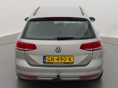Volkswagen Passat Variant - 1.4 TSI Comfortline 125Pk | Parkeerhulp | Trekhaak | Multimedia systeem - 1