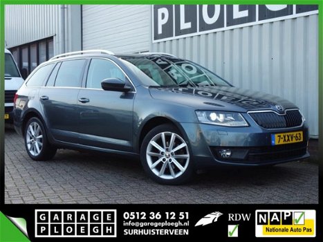 Skoda Octavia Combi - 1.6 TDI Aut7 Pano Xen Sportzetels Trekh Stoelverw Full Navi Elegance Businessl - 1