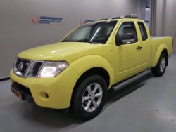 Nissan Navara - 2.5DCI 190PK Pick-Up 4x4 Airco 3000KG Trekgewicht