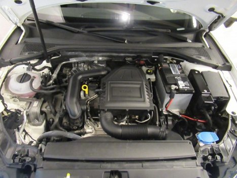Audi A3 Sportback - 1.0TFSi Lease Edition (Adaptive/Led/Navi) - 1