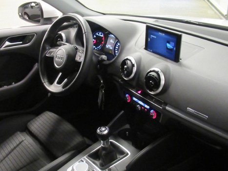 Audi A3 Sportback - 1.0TFSi Lease Edition (Adaptive/Led/Navi) - 1