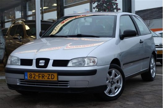 Seat Ibiza - 1.6 Stella / Zeer netjes / 155.035 km / APK: 4-2020 - 1