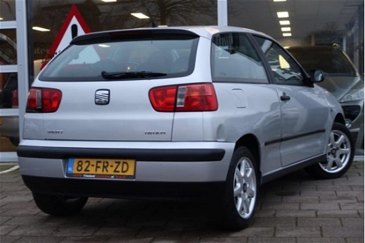 Seat Ibiza - 1.6 Stella / Zeer netjes / 155.035 km / APK: 4-2020 - 1