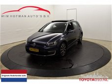 Volkswagen Golf - 1.4 TSI GTE 5Drs Panodak Adapt-cruise Navi