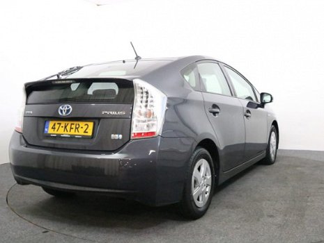 Toyota Prius - 1.8 Comfort Climaatbeheersing, gratis winterbanden set - 1