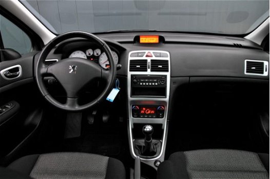 Peugeot 307 SW - 2.0-16V Premium / CLIMATE CONTROL / PANORAMADAK - 1