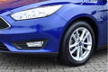 Ford Focus Wagon - 1.0 Lease Edition Navigatie/Airco/Cruise - 1 - Thumbnail
