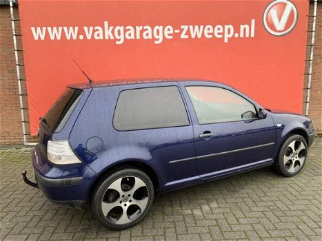 Volkswagen Golf - 1.4-16V | Airco | Lm.Velgen | Trekhaak - 1