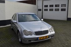 Mercedes-Benz C-klasse - 200 CDI Classic Automatic / Leder.int / Groot Navi