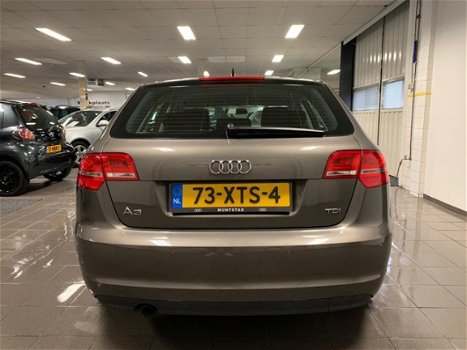 Audi A3 Sportback - 1.6 TDI Attraction * 1e Eig / Navigatie / Xenon - 1