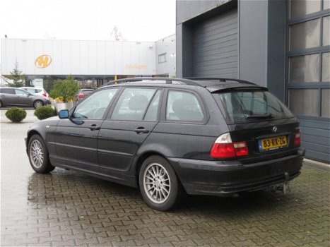 BMW 3-serie Touring - 318d Black en Silverline - Handelsprijs - 1