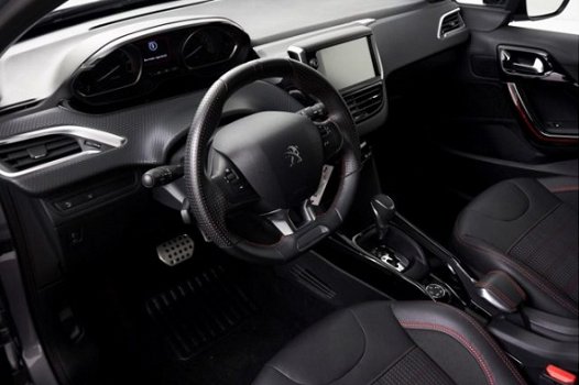 Peugeot 2008 - 1.2 PureTech GT-line Automaat, Navigatie, 1/2 Leder, Isofix - 1