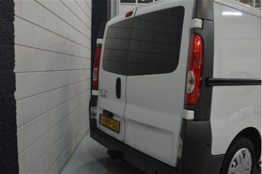 Renault Trafic - 2.0 dCi T27 L1H1 Générique /// TREKHAAK // - 1