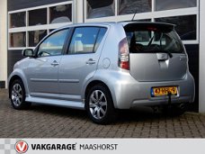 Daihatsu Sirion 2 - 1.3-16V Exclusive /automaat/trekhaak/parkeersensoren/airco