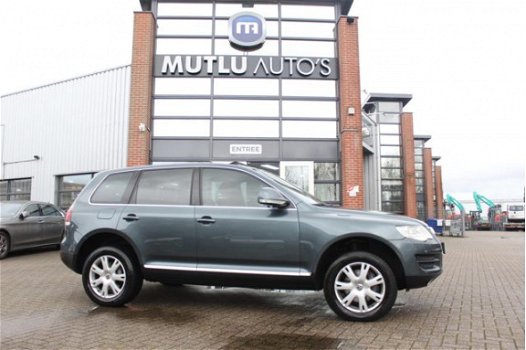 Volkswagen Touareg - 3.6 V6 FSI Highline Automaat, Leer, Xenon, Schuifdak, PDC, Apk - 1