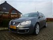 Volkswagen Jetta - 1.4 TSI Comfortline 18 Inch, Clima, Regensensor, Stuurbediening - 1 - Thumbnail