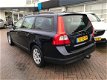 Volvo V70 - 2.5T Kinetic Clima Cruise Navi 133.706km - 1 - Thumbnail