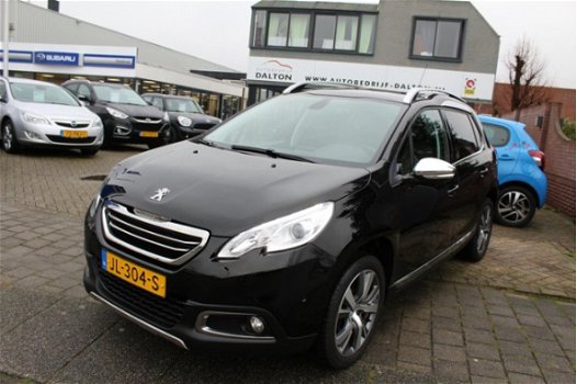 Peugeot 2008 - 1.2 PureTech Féline afkomstig 1e EIGENAAR / PANORAMADAK - 1