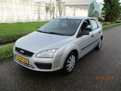 Ford Focus - 1.6-16V Champion 5 Drs met Airco - 1