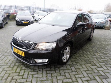 Skoda Octavia - 1.6 TDI Greenline Businessline , 98000km NAP , Navigatie , APK 12-2020 - 1