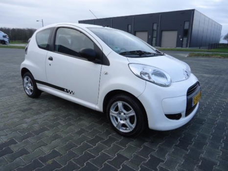 Citroën C1 - 1.0-12V Ambiance bouwjaar 2011 met nw apk - 1