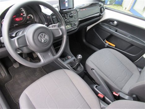 Volkswagen Up! - 1.0 move up 5-Deurs / Airconditioning / Garmin - 1