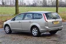 Ford Focus Wagon - 1.6 Trend / bekende historie / airco / cruise / trekhaak