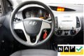 Hyundai i20 - 1.4i DynamicVersion ZONDAG ' s open van 12-tot 17 uur - 1 - Thumbnail