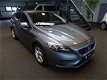 Volvo V40 - 2.0 D2 Momentum Business Navi/Cruise control/Airco - 1 - Thumbnail