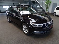 Volkswagen Passat Variant - 1.6 TDI Business Edition Trekhaak/Camera/Navi/Smart phone mirror link