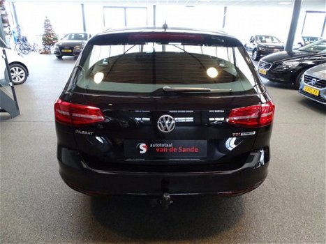 Volkswagen Passat Variant - 1.6 TDI Business Edition Trekhaak/Camera/Navi/Smart phone mirror link - 1