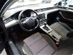 Volkswagen Passat Variant - 1.6 TDI Business Edition Trekhaak/Camera/Navi/Smart phone mirror link - 1 - Thumbnail