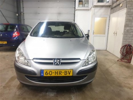 Peugeot 307 - 1.6-16V XR Automaat, Airco Zeer nette en met N.A.P - 1