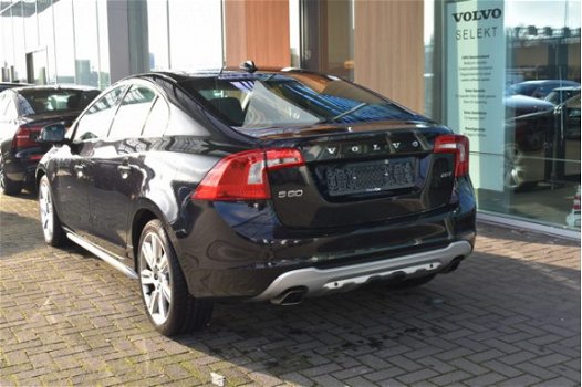 Volvo S60 - 2.0T Intro Edition Driver Support Line met oa: Adaptief Cruise Control, Blind Spot, Rege - 1