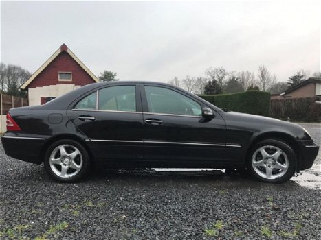 Mercedes-Benz C-klasse - 200 K. Elegance leer, PDC, Navi, stoelvw, LEES ADV - 1