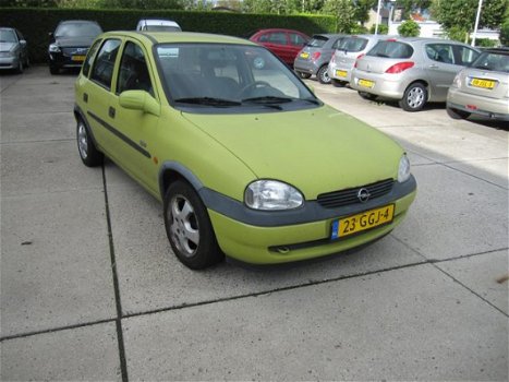 Opel Corsa - 1.2i-16V CDX - 1