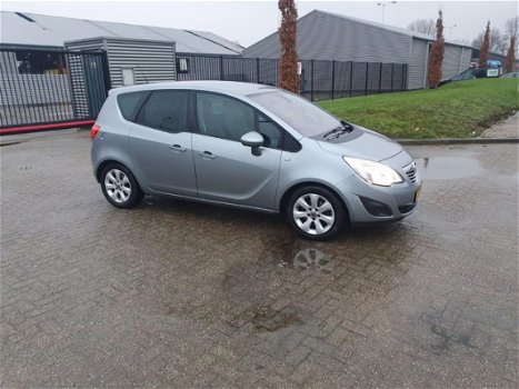 Opel Meriva - 1.3 CDTi Cosmo S/S - 1