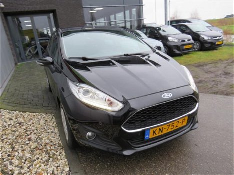Ford Fiesta - 1.5 TDCi Style Ultimate Lease Edition Navi Cruise PDC Bluetooth - 1