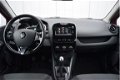 Renault Clio - 1.5 DCi ECO Expression Full Map Navi, Afn. Trekhaak, PDC, 16Inch LMV, Airco - 1 - Thumbnail