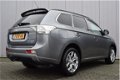 Mitsubishi Outlander - 2.0 PHEV Executive Edition Xenon, Half Leder, Full Map Navi, Trekhaak, Camera - 1 - Thumbnail