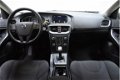 Volvo V40 - 2.0 D2 Kinetic [ DVD speler navigatie lm velgen cruise ] - 1 - Thumbnail