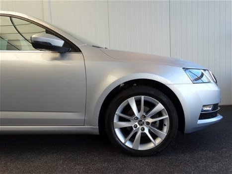 Skoda Octavia - 1.6 TDI 110pk Greentech DSG Ambition Business - 1