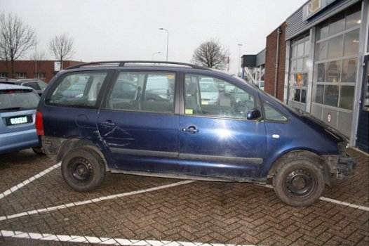 Volkswagen Sharan - 1.9 TDI 66KW - 1