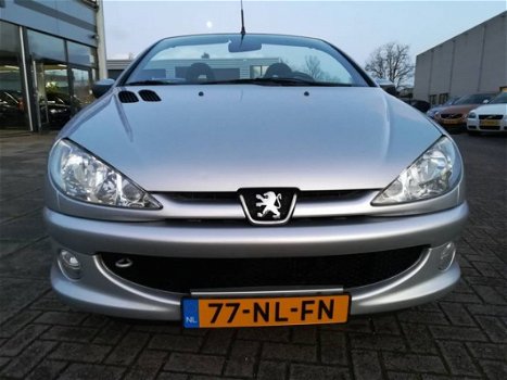 Peugeot 206 - 1.6 16v CC NW APK 11-2020 Youngtimer - 1