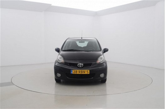 Toyota Aygo - 1.0 VVT-i Comfort Navigator 5drs - 1