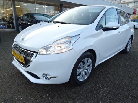 Peugeot 208 - 1.2 Active 5Drs Airco Cruise Pdc - 1