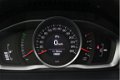 Volvo V60 - 2.0 D3 Kinetic Business | Navigatie | Trekhaak | Stoelverwarming voor | 150PK - 1 - Thumbnail