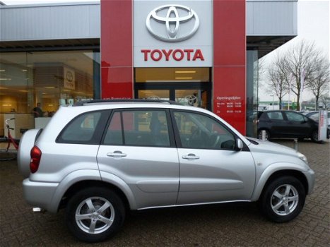 Toyota RAV4 - 2.0-16V VVT-i Sol - 1