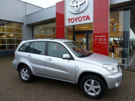 Toyota RAV4 - 2.0-16V VVT-i Sol - 1