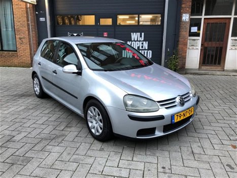 Volkswagen Golf - 1.6 FSI Trendline , 5 Drs, NAP, APK - 1